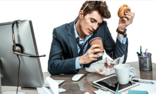 4 unintentional work habits that could be killing your career