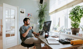 How to identify and avoid common job scams